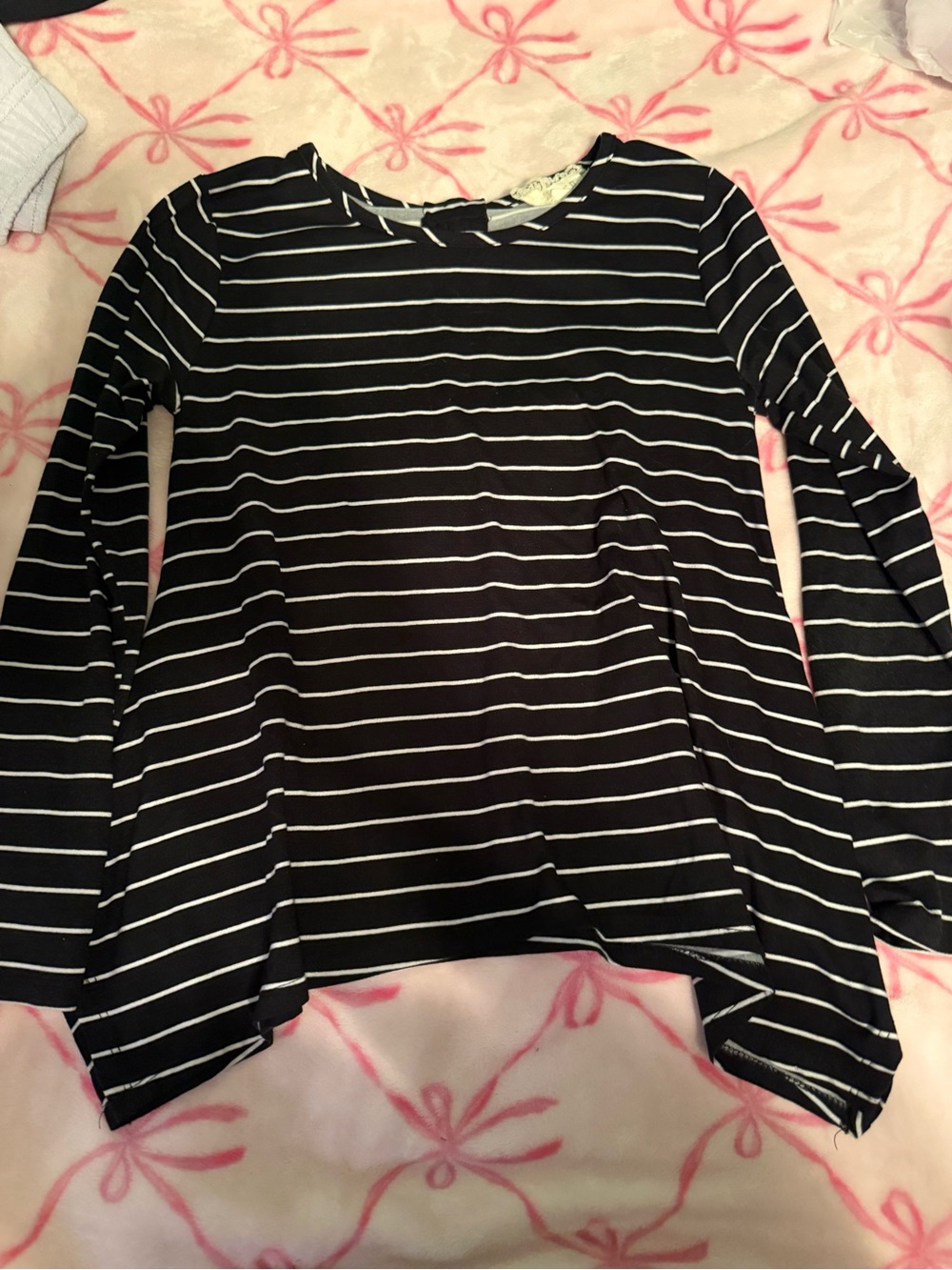 btween Black and White Striped Long-Sleeve Tee